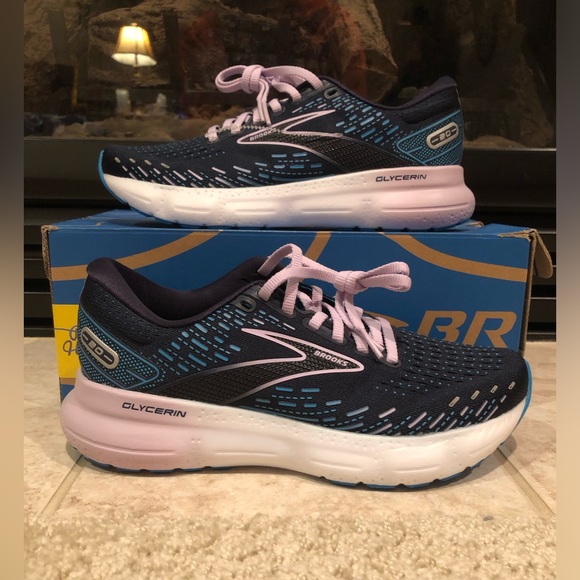 Brooks Shoes - Size 6.5 - Brooks Glycerin 20 Blue/lavender. BRAND NEW 🔥🧨🔥 running shoes 🎁